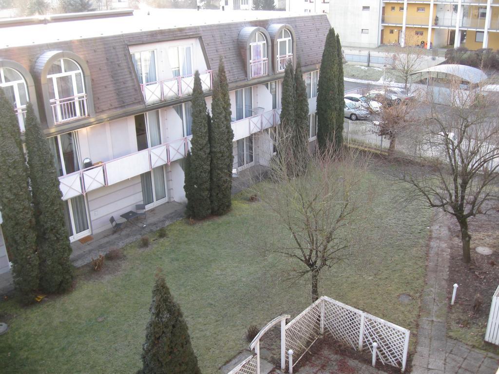 Holiday Apartments Warmbad 빌라흐 객실 사진